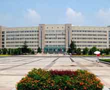 黄冈师范完美体育365下载成为曼城的